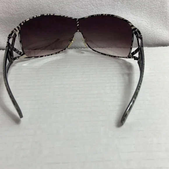 XOXO sunglasses zebra print - Picture 3 of 9